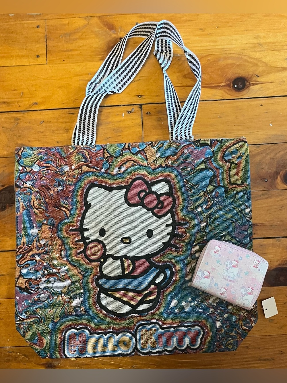 Hello Kitty Large Tapestry Zip Top Tote Bag & Zip Up Pink Wallet NWT’s Bundle